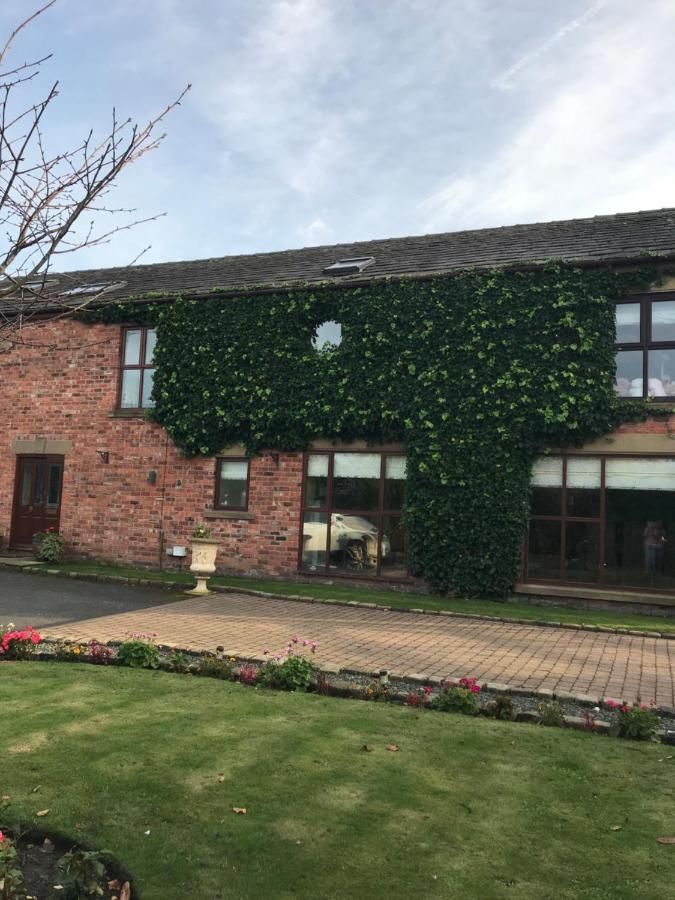 Mickering Barn Bed & Breakfast Aughton Ngoại thất bức ảnh